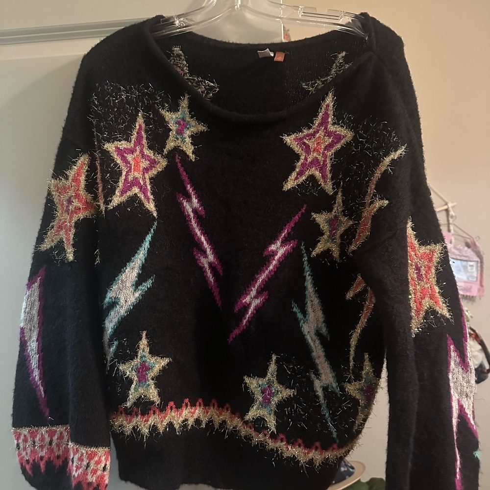 Black Star Pattern Sweater
